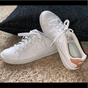 Women’s Nike Sneakers